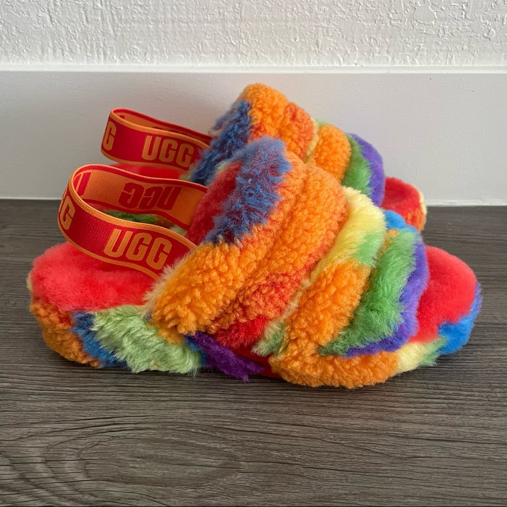 UGG: Fluff Yeah Slide Cali Collage